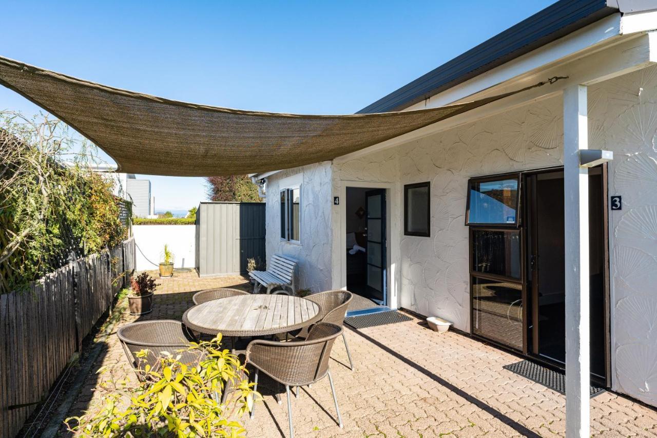 Central Inn Taupo Exterior photo